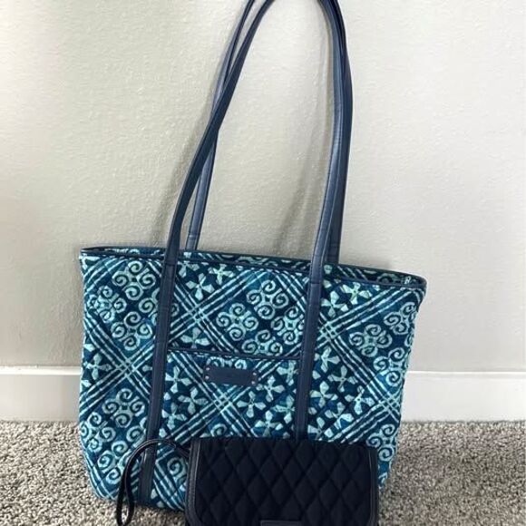 Vera Bradley Blue Cuban Tiles Tote Bag & Navy Wallet Set - Picture 1 of 8